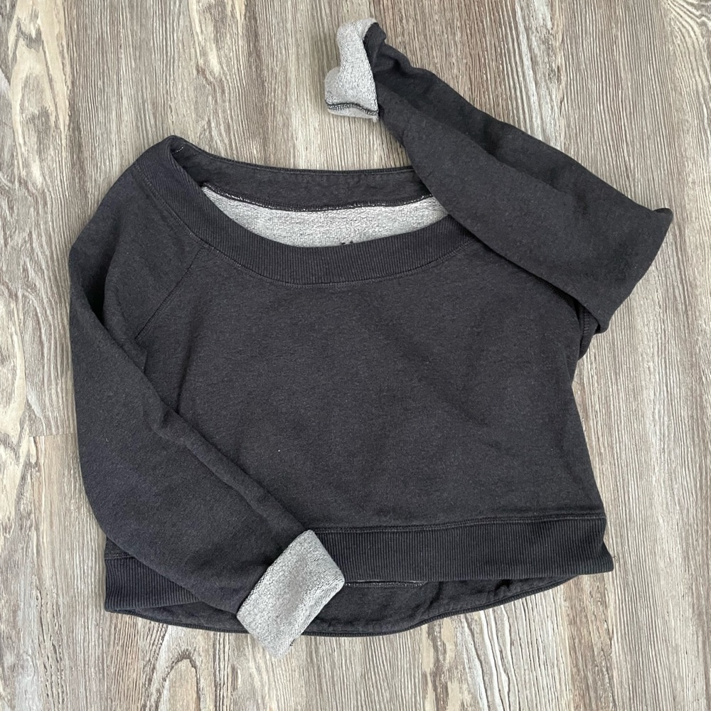 Lululemon sweatshirt